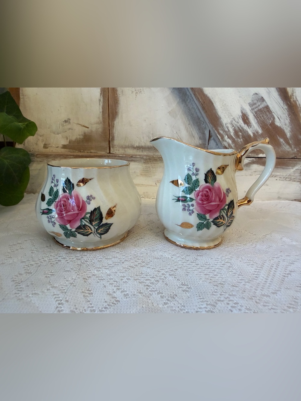 Vintage Sadler Creamer and Sugar Set
